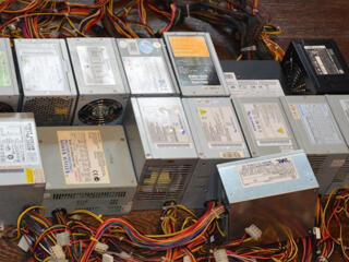 Рабочие блоки питания по 100 лей