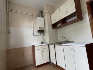 Продам 3 комнатную квартиру в сталинке. Пл. Льва Толстого