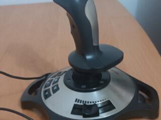 Продам джойстик Sven Aggressor