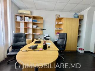 Oficiu, sect. Centru Vă propunem spre vînzare oficiu amplasat în ...