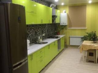 Продается просторная 3-комнатная квартира с ремонтом в пригороде ...