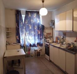 Продается просторная 4-комнатная квартира на 9 этаже 9-этажного ...