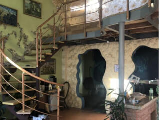 4-комнатная квартира в заселенном и сданном комплексе , Вузовский. ...