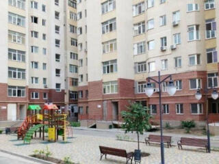 Продам 3-комнатную квартиру в новом кирпичном доме на Таирова