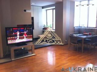 Продам  2-х ком. квартира в Педагогическом переулке ЖК "Тенистый&