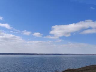 Продам ДОМ на берегу лимана