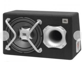 Саб jbl со встроенным усилителем