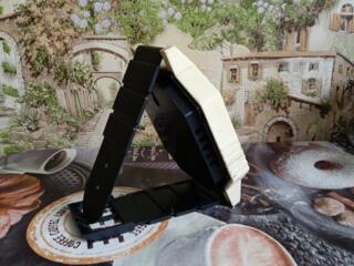 Часы электронные.