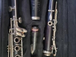 Деревянный кларнет