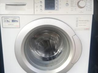 Продаётся рабочая стиральная машинка, цена сто семьдесят пять долларов, находится