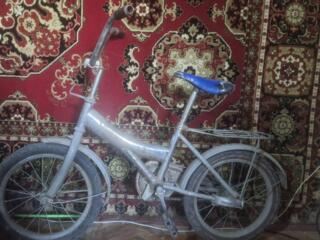 Велосипед. Цена 300 руб.