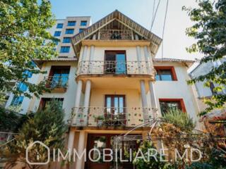 Casă cu 3 niveluri, sect. Buiucani Vă propunem spre chirie un etaj ...