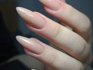 Маникюр, укрепление ногтей. Сложная коррекция, ремонт.