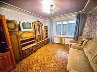 Продам 2-к квартиру в кирпичном доме на Дементьева, Фрунзенский