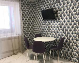 Предлагается к продаже 2 комнатная квартира в новом кирпичном доме на 