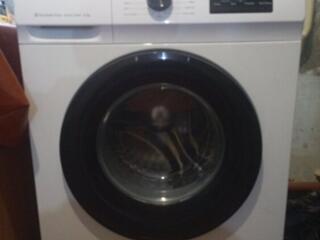 Продам нерабочую стиральную машинку