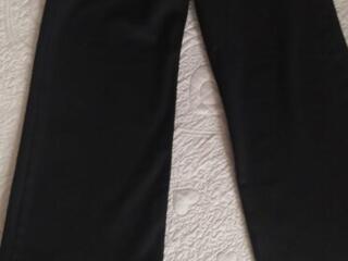 Продам вещи на рост 122/128 см и ботинки деми 34 р-ра