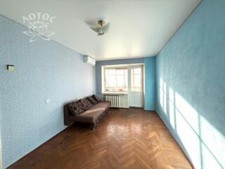 Продаю однокімнатну квартиру. Громадянська. Район ТЦ КІТ