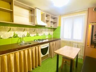 Продается 3-ком. кв. Кр. Казармы