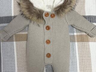 Продам новый зимний комбинезон