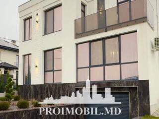 Vă propunem spre vânzare aceast casă în 2 nivele, Durlești, Poiana ...