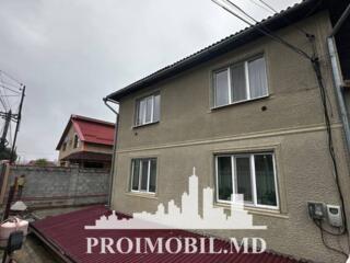 Vă propunem spre vânzare 2 nivele din această casă, or. Codru, str-la 