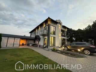 Casă cu 2 niveluri, or. Codru Vă propunem spre vânzare casă cu 2 ...