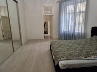 33062 В продажу 2 кімнати біля Музкомедії  ...