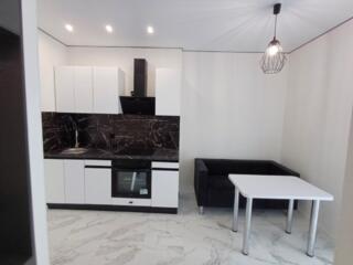 35182. Продам двухкомнатную квартиру с ремонтом ...