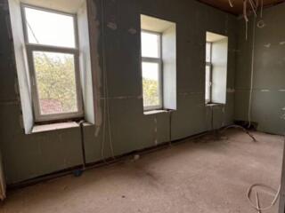 Предлагается к продаже большая 5-комнатная квартира общей площадью ...