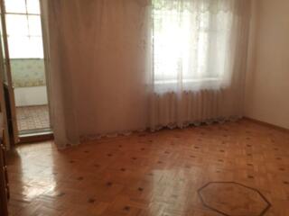 Продается шестикомнатная квартира на ул. Пишоновской