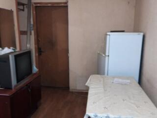 Комната 10 м², Черемушки — рядом парк Горького