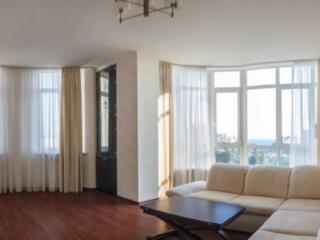 Просторная 3-комнатная квартира с видом на море — Французский бульвар 