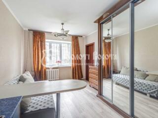 продаж 1-к квартира Київ, Святошинський, 29000 $