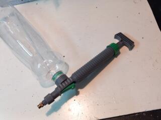 Опрыскиватель, насадка для опрыскивания