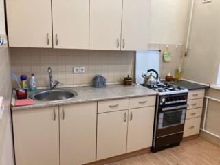 2 кв. ул. Попудренко 22/14, (ул. П. Полуботка),