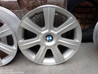 Продам отличне диски на БМВ R17