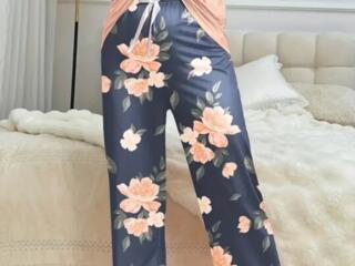 Элегантный Пижамный Комплект XL /44 разм.
200 руб. ВАЙБЕР 068643790.