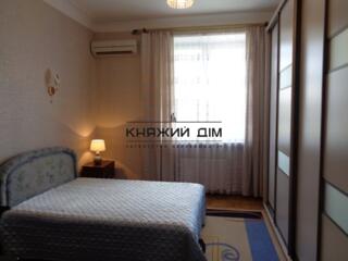 Пропонується в оренду 2-х кімнатна, роздільна квартира за адресою ...