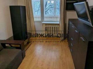 Пропонується до продажу затишна та світла двокімнатна квартира площею 