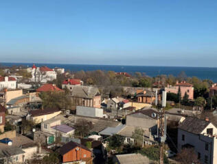 Квартира с видом на море