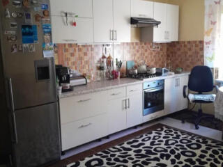 Продам дом с ремонтом и мебелью в Светлом (Старые дачи)