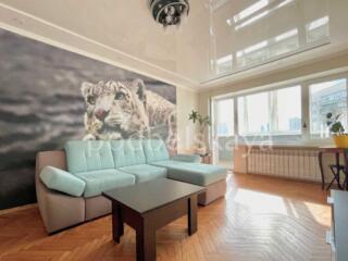 довгострокова оренда 3-к квартира Київ, Печерський, 700 $/міс.