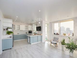 продаж 4-к квартира Київ, Подільський, 210000 $