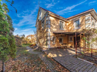 довгострокова оренда 4-к будинок Київ, Дарницький, 33000 грн./міс.