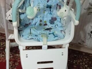 Продам стульчик для кормления с покачивание и музыкой. Продам коляску