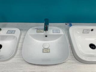 Раковина новая, в коробке.