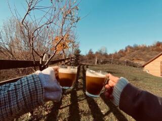 Caut un loc de muncă stabil!