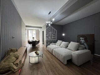 Apartament cu 4 camere, locație ultracentrală!   Apartamentul are ...