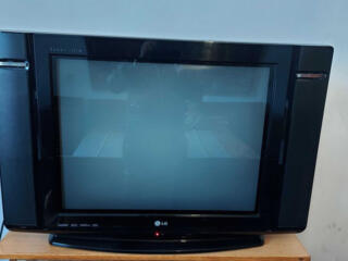 Продам телевизор LG Ultra Slim